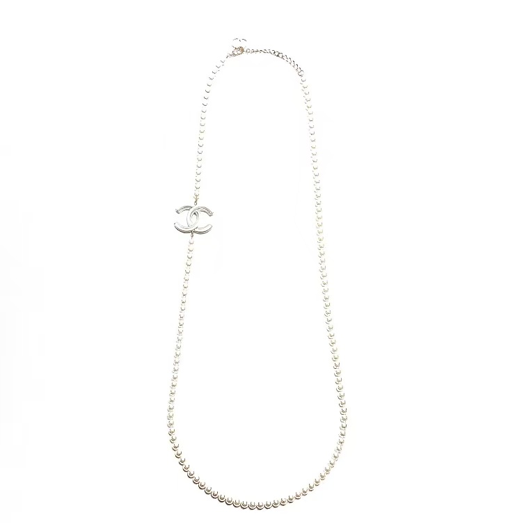 샤넬 CC 로고 펄 장식 목걸이 여성 화이트