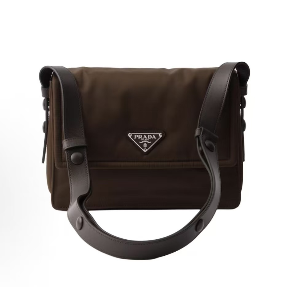 프라다 Re-Edition 2005 리나일론 삼각 로고 미니 숄더백 1BD313