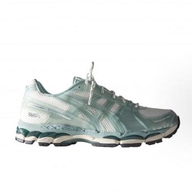 키스 x 아식스 젤 카야노 12.1 라이트 세이지 로우 러닝화1203A675-100 (ZH공장)