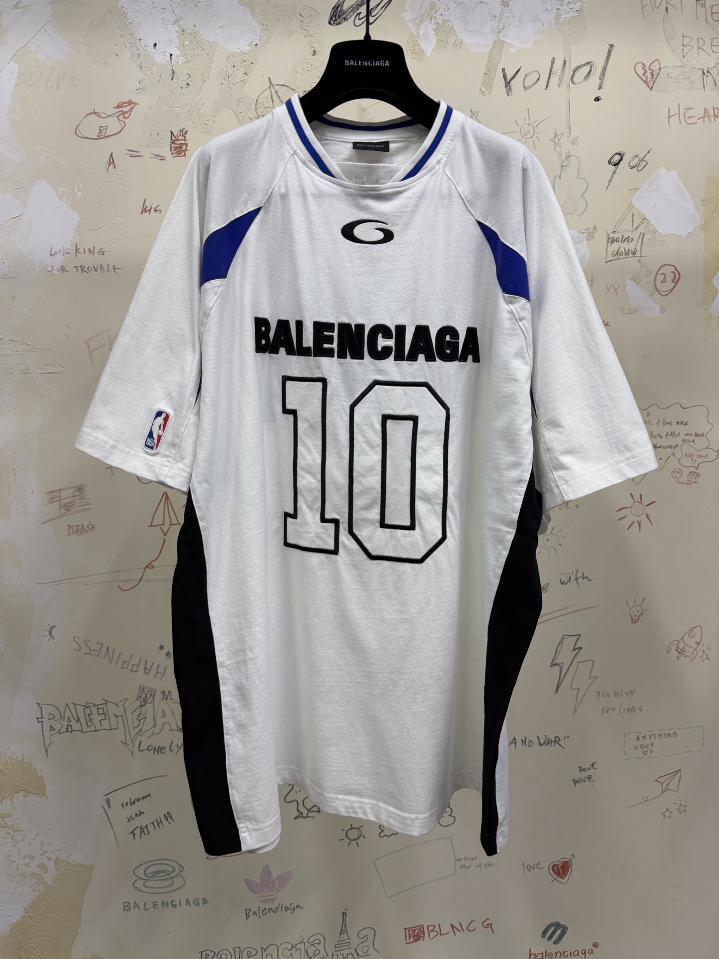 발렌시아가 NBA 콜라보 로고 넘버 반팔 져지 티셔츠 남녀공용 오버핏 화이트