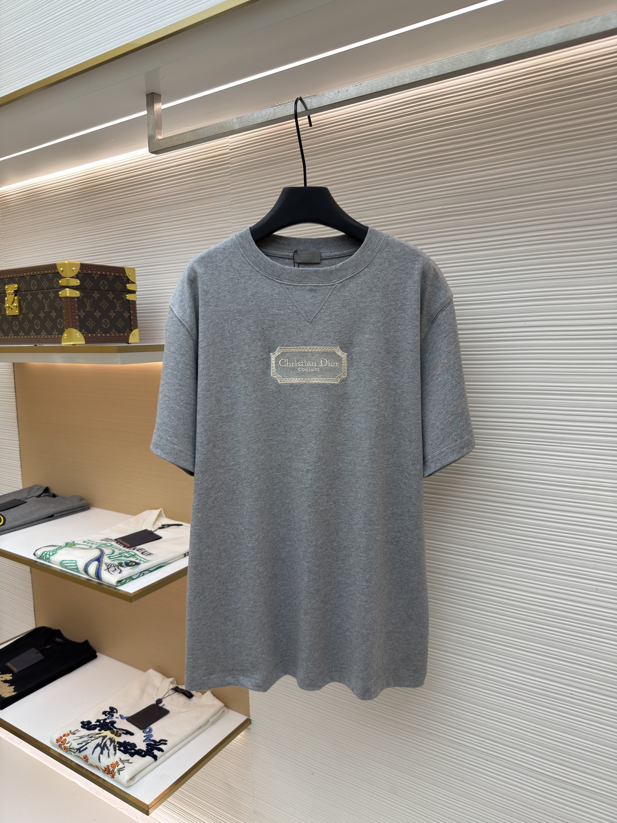 디올 워터솔루블 자수 로고 반팔 티셔츠 (X공장)