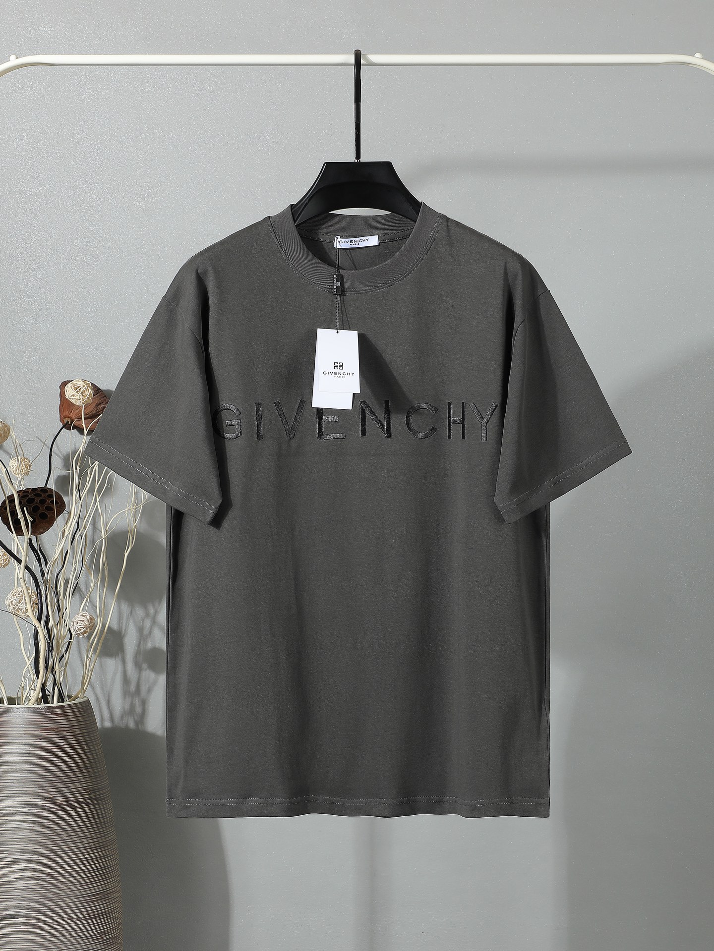 지방시 Givenchy 2026 봄·여름 신상 오버핏 반팔 티셔츠