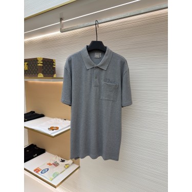 디올 Dior 가슴 앞 작은 레터링 자수 폴로셔츠