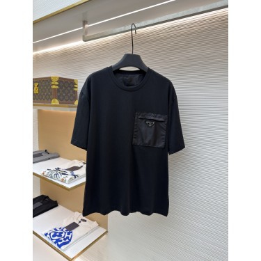 프라다 삼각 로고 포켓 반팔 티셔츠
