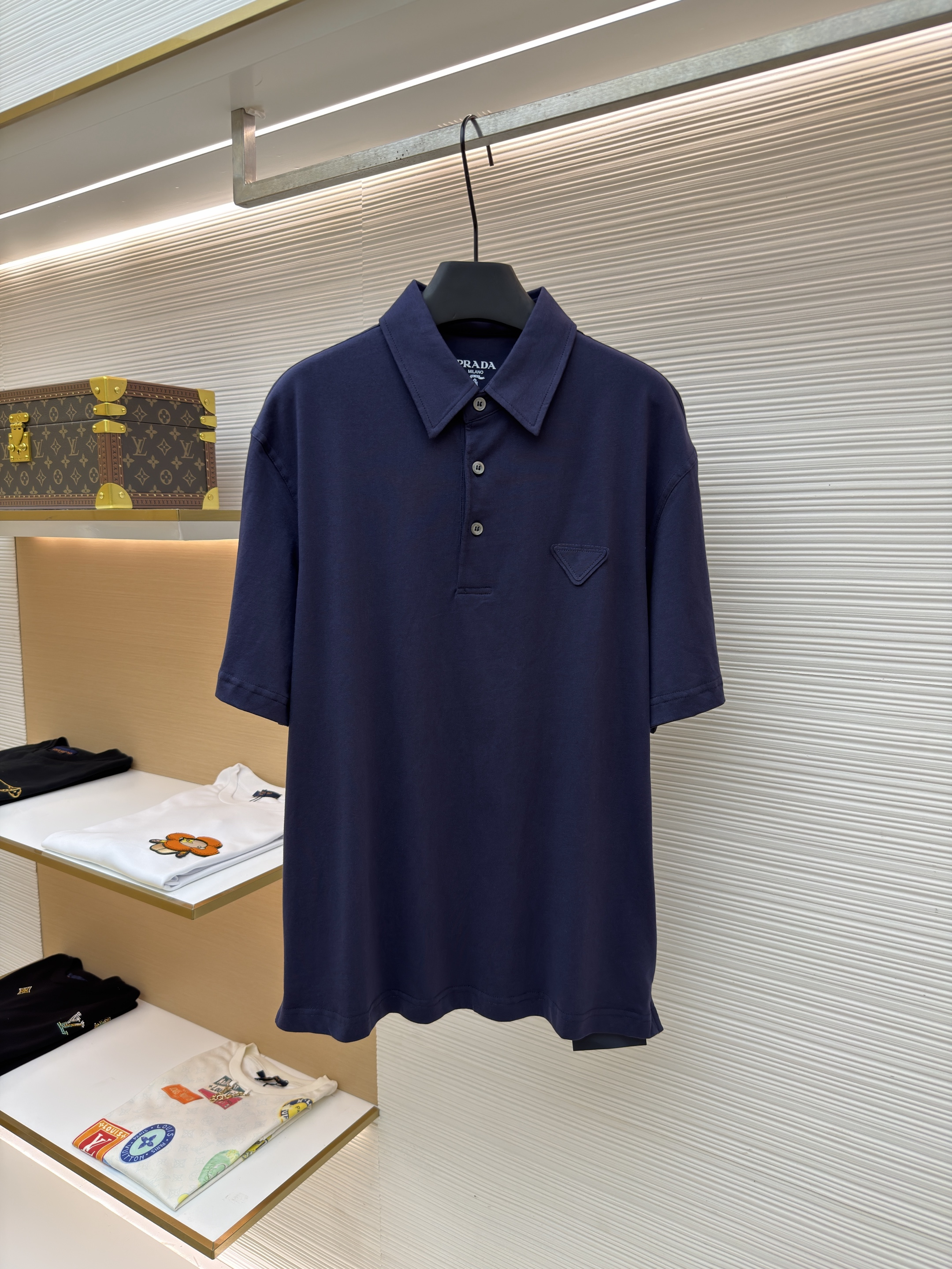 Prada 삼각 로고 POLO 반팔