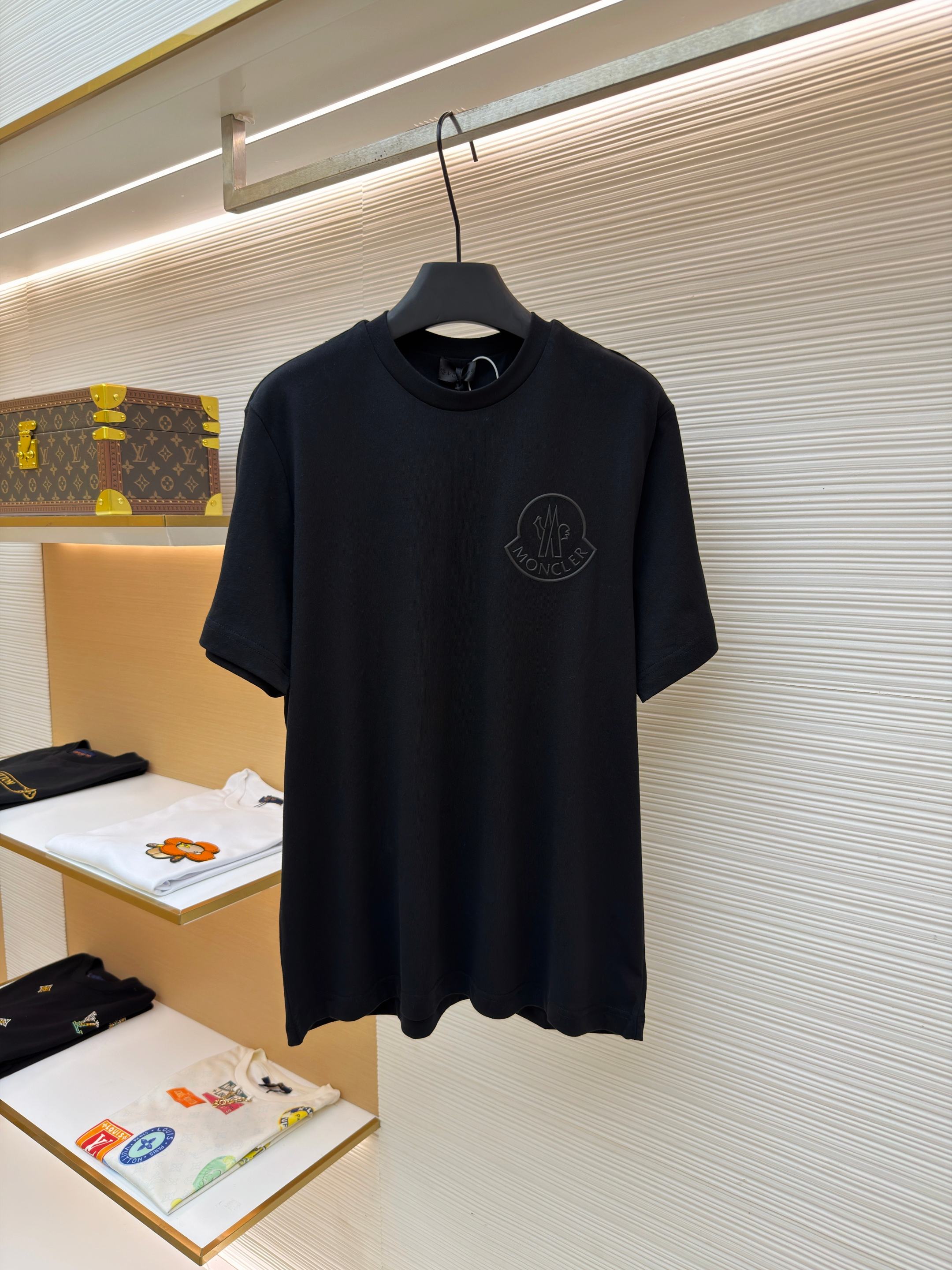 몽클레어 Moncler 입체 로고 코튼 반팔 티셔츠
