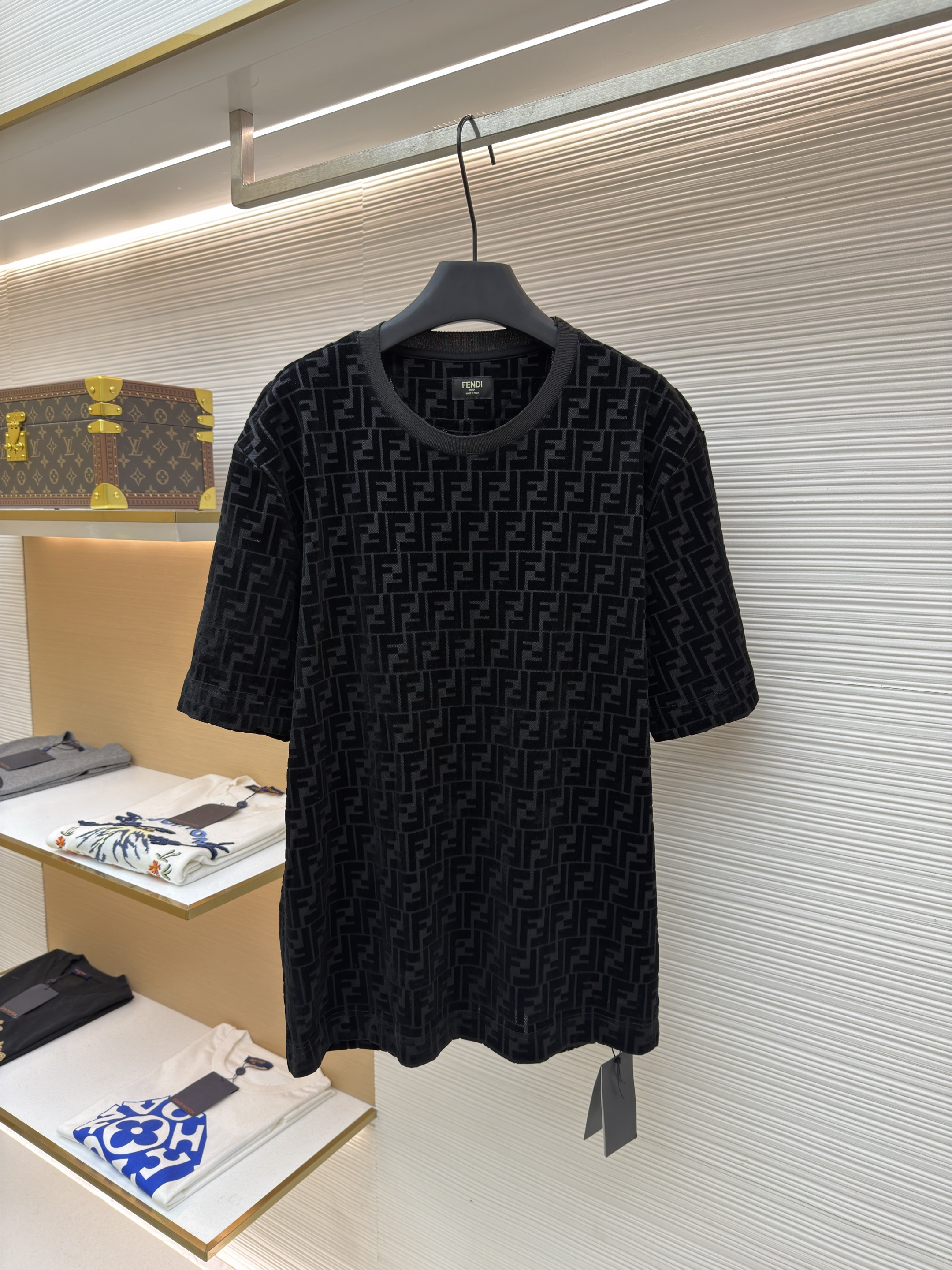 펜디 FENDI 실켓 플로킹 반팔