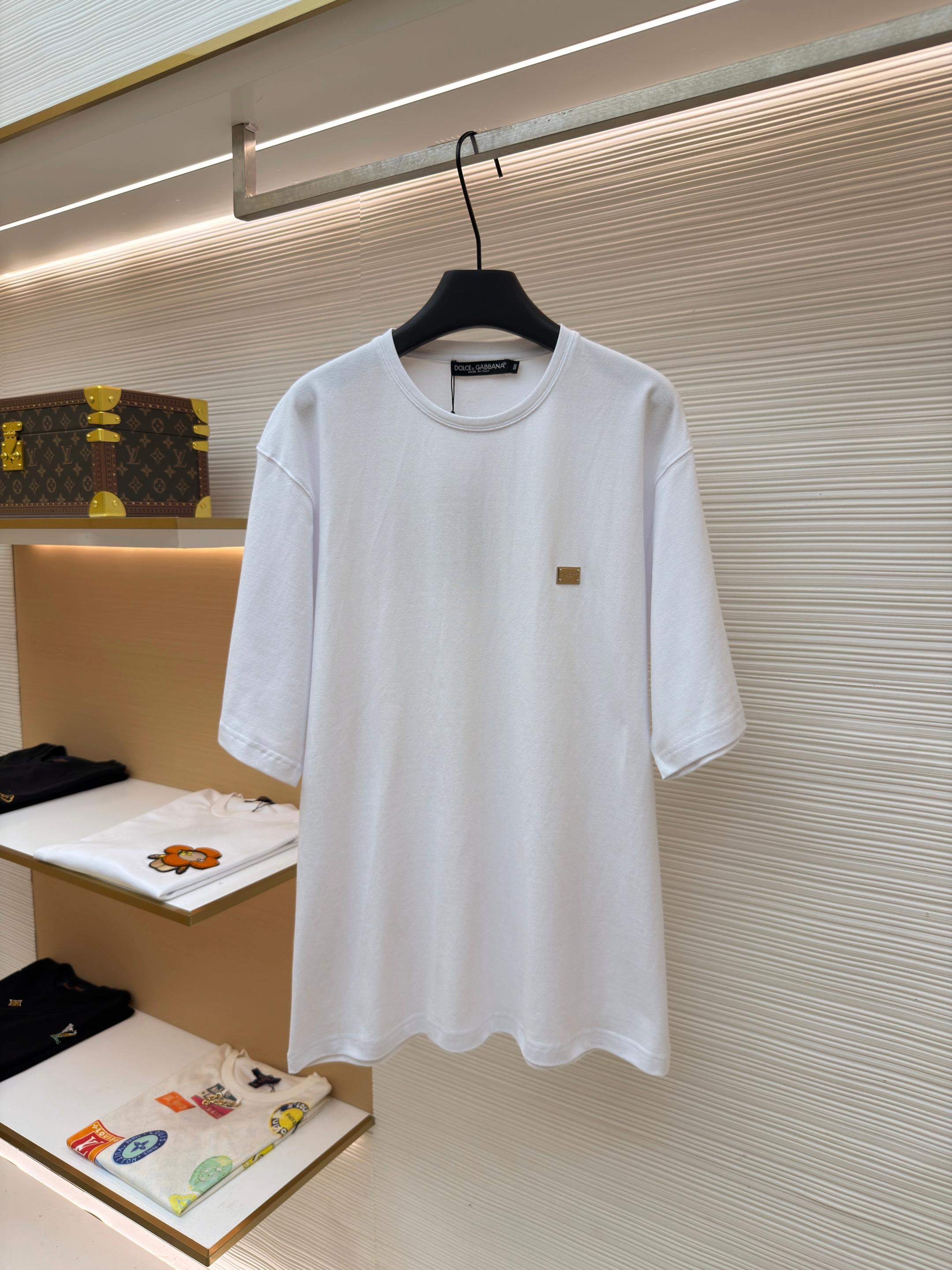 돌체앤가바나 Dolce & Gabbana 메탈 로고 플레이트 반팔 티셔츠