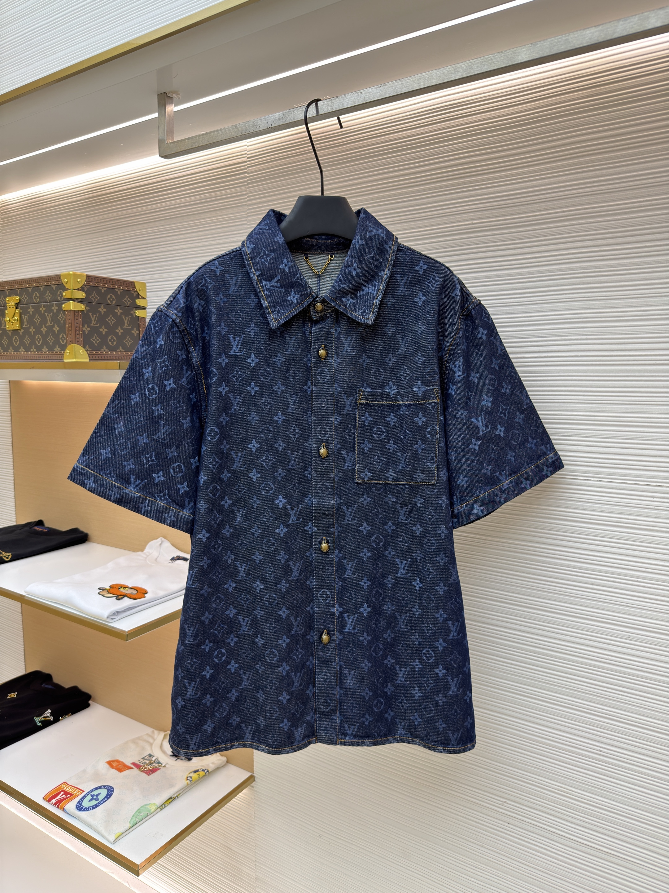 루이뷔통 LOUIS VUITTON 자카드 그라데이션 데님 셔츠